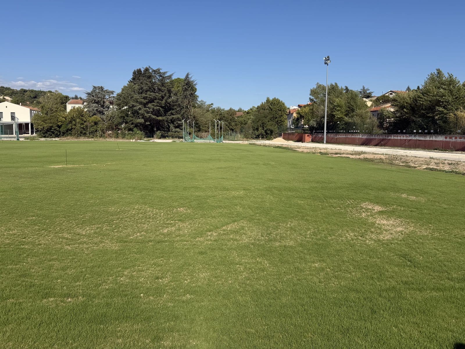 Le terrain de rugby d'Apt